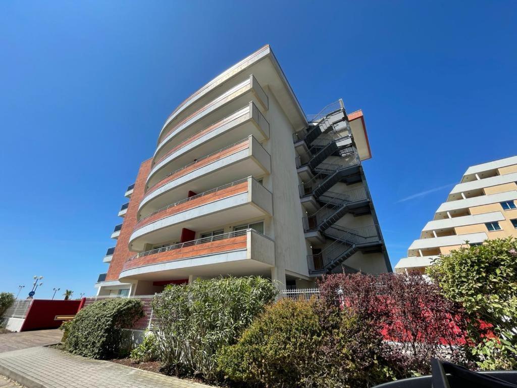 Residence Panorama Apart Hotel Бибионе Экстерьер фото